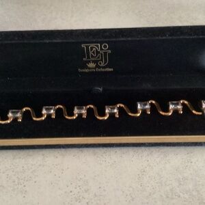 EJ jewelry beautiful bracelet..pale blue stones and marked 925..like new.